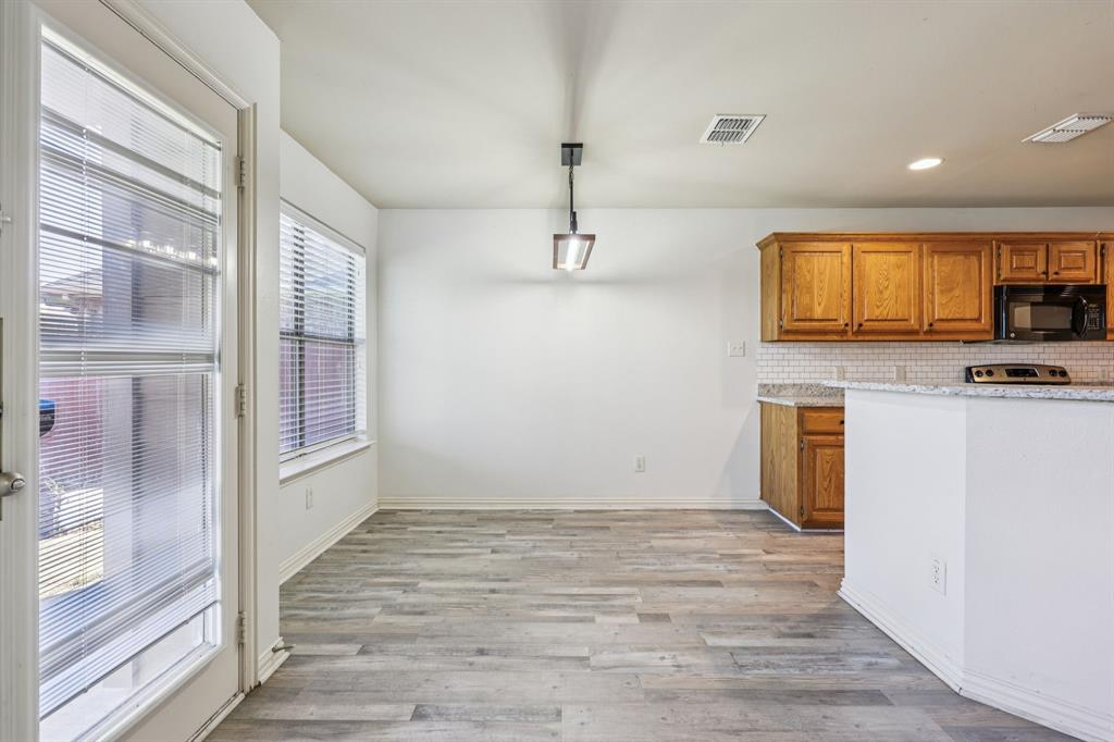 LAKESIDE ESTATES PHASE III - Residential