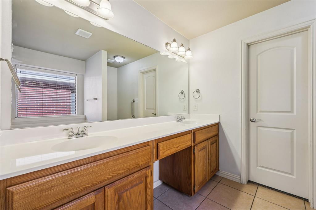 LAKESIDE ESTATES PHASE III - Residential