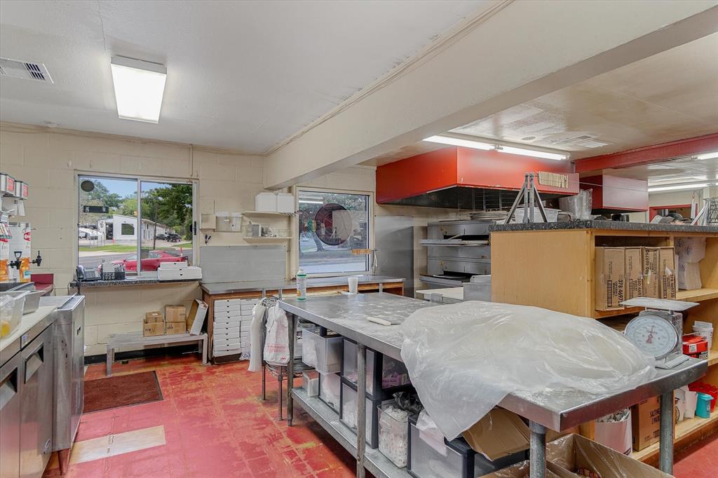 Brunos Pizza Add - Commercial Sale