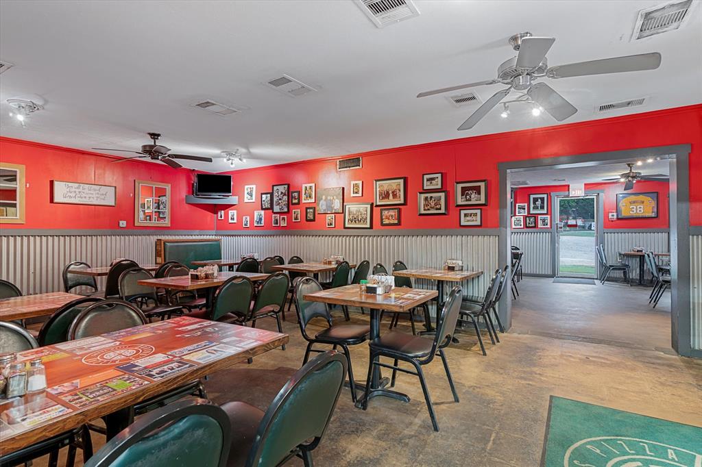 Brunos Pizza Add - Commercial Sale