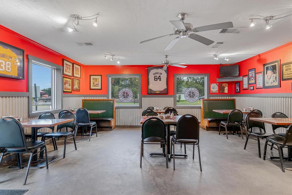 Brunos Pizza Add - Commercial Sale