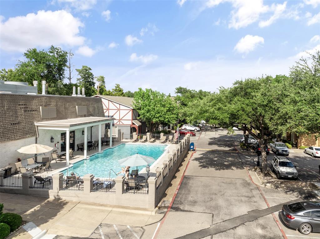 Prestonwood Country Club Condos - Residential