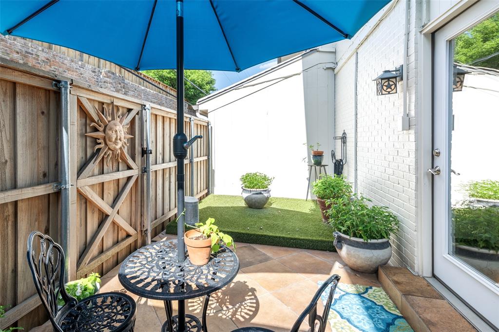 5915 Copperwood Lane 1141