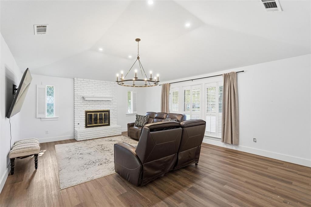 3317 Canterbury Drive