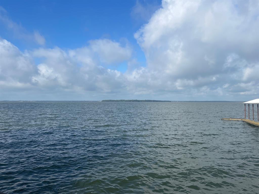 ABS A10669 P Quero Abst - Land