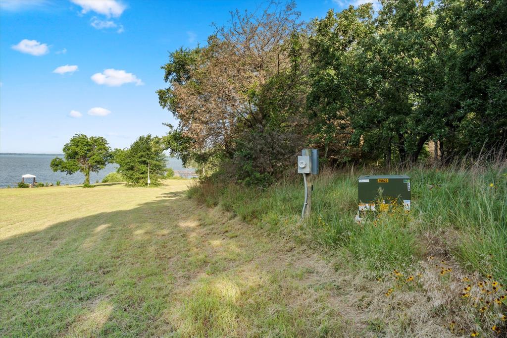 ABS A10669 P Quero Abst - Land