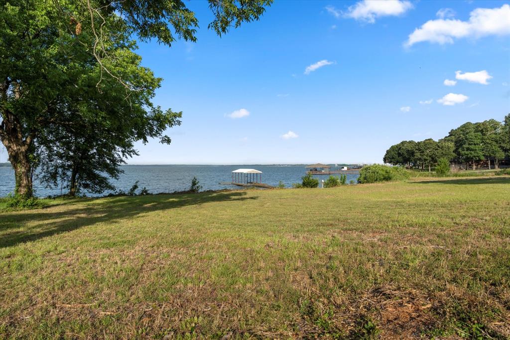 ABS A10669 P Quero Abst - Land