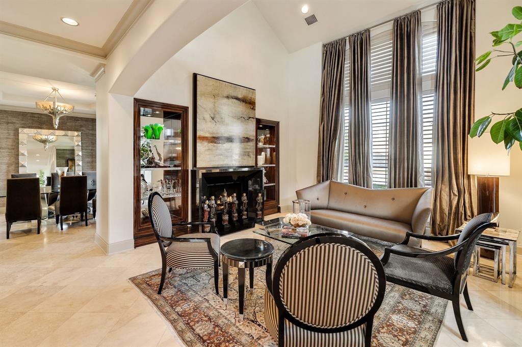 Oaktree Ph Four - Residential