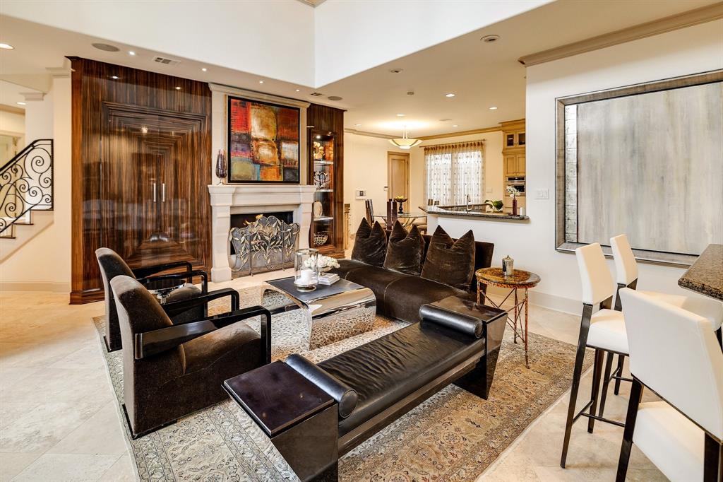 Oaktree Ph Four - Residential
