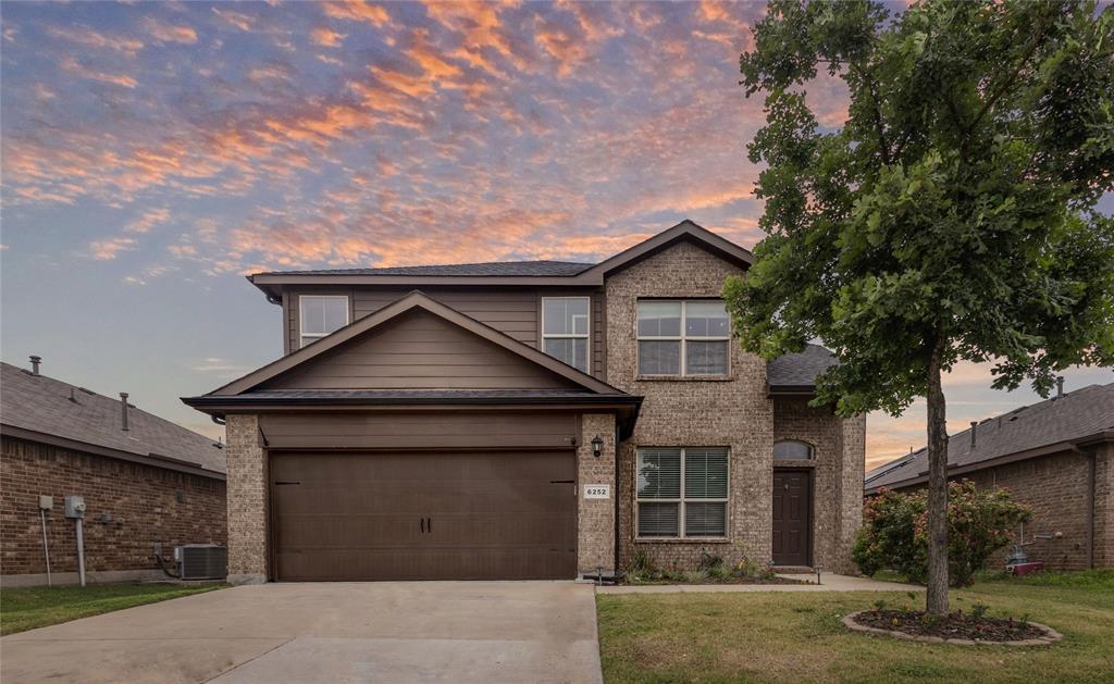 Villages Eagle Mountain - Residential