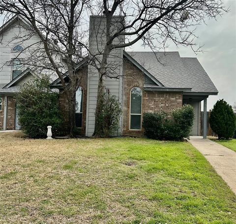2832 Shady Brook Drive, Bedford, TX 76021 - #: 20863090