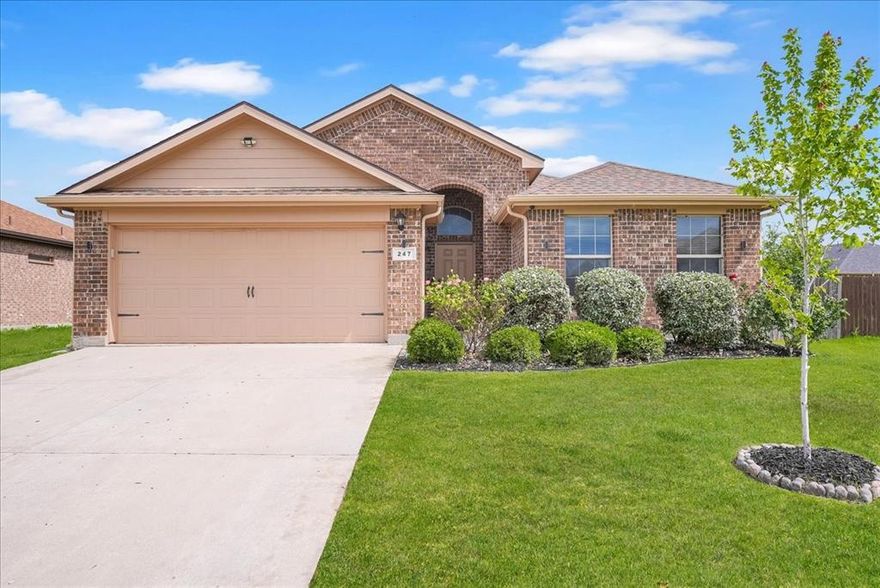 Beautifully updated one-story home in Ponder, TX—perfect for first-time buyers or growing families! This move-in-ready home offers a bright, open floor plan with 4 spacious bedrooms, 2 full baths, and soaring high ceilings that create an inviting and airy feel throughout. Situated on an oversized lot and ideally located near the community park, this home combines comfort and convenience. Enjoy modern updates, including a roof replaced in 2023, luxury vinyl plank flooring installed in 2021 (NO carpet), and fresh interior paint throughout. The community features a scenic 13-acre park, giving you a peaceful country feel while still being just minutes from the University of North Texas and Downtown Denton—offering easy access to shopping, dining, and entertainment. Don’t miss this incredible opportunity to own an affordable, updated home under $300,000 in a growing area!