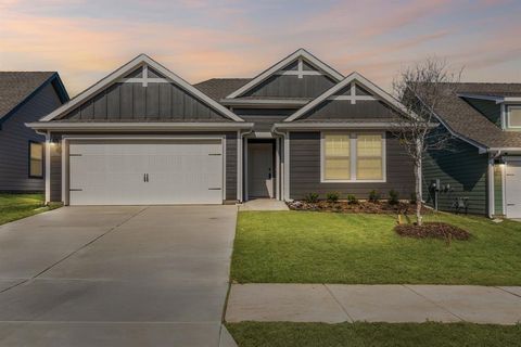 Photo of 13197 Enclave Parkway, Providence Village, TX 76227 (MLS # 21175112)