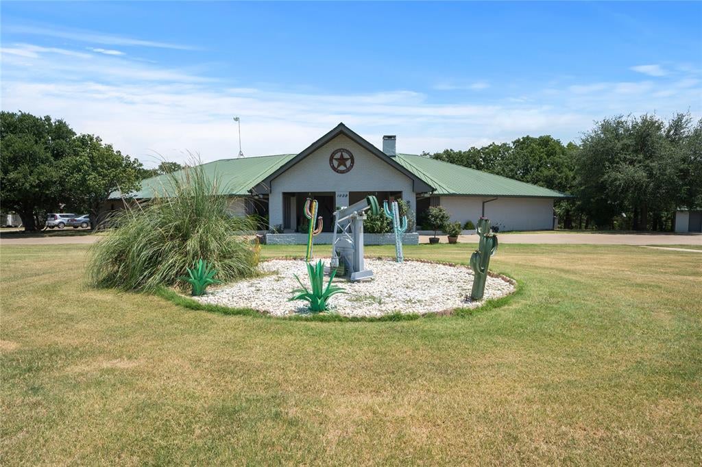Photo of 1629 Blair Drive, Cleburne, TX 76031 (MLS # 21383881)