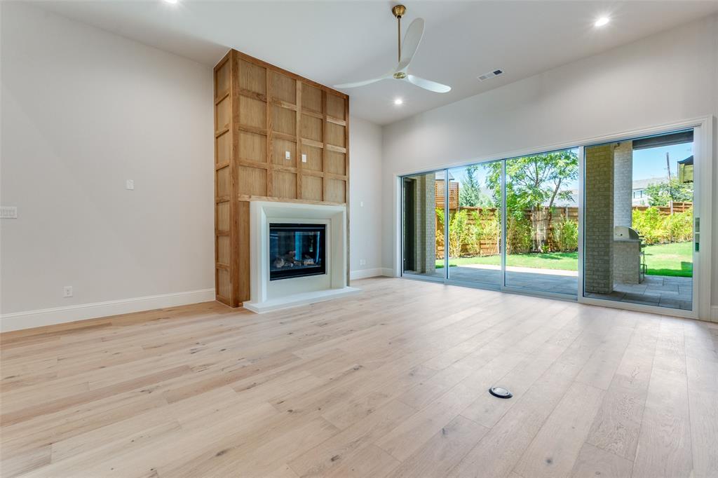 3845 Van Ness Lane