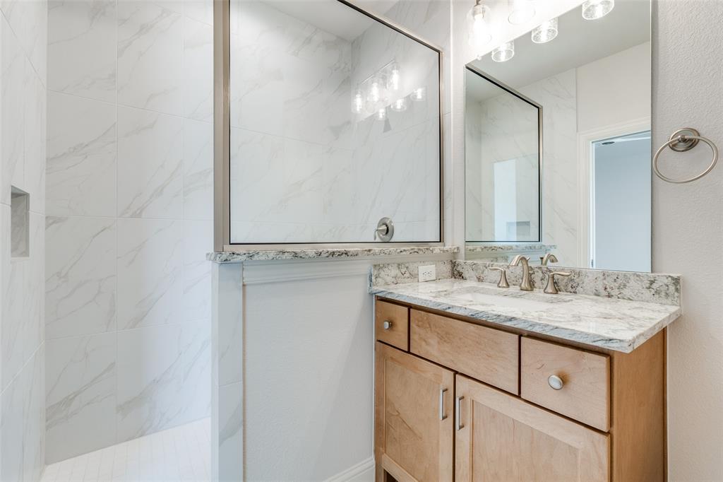 NORTH DAVILLA DRIVE ESTATES - Residential