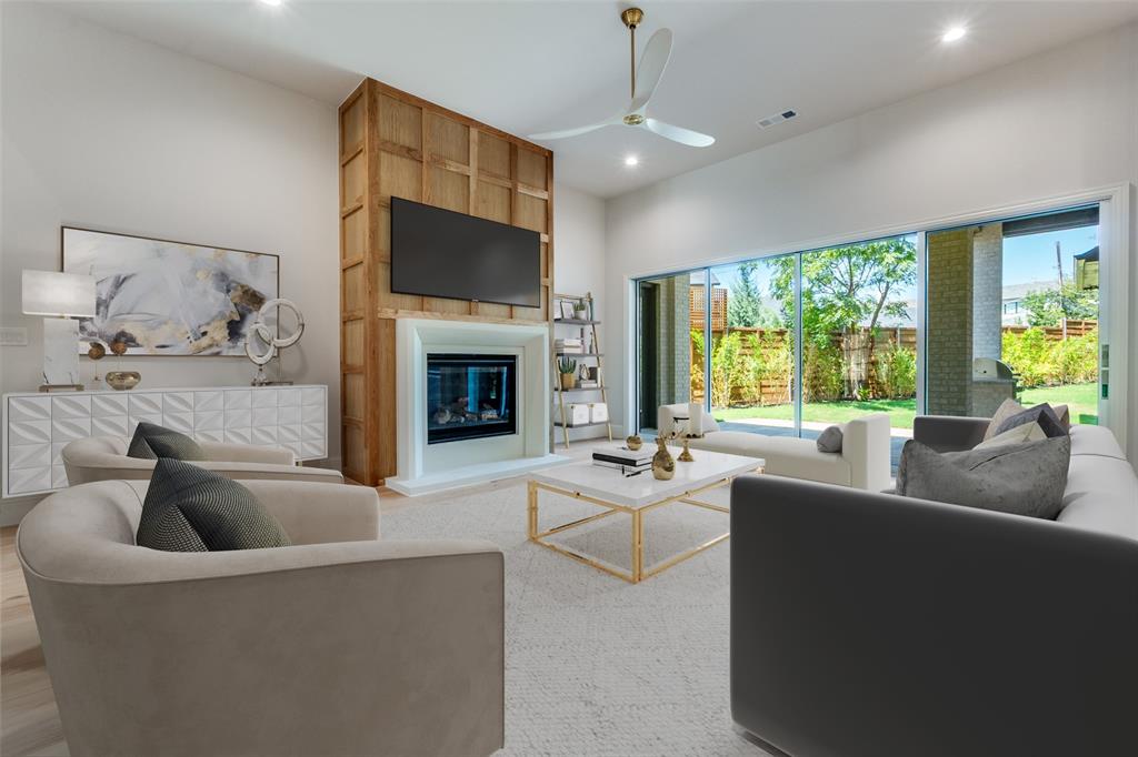3845 Van Ness Lane