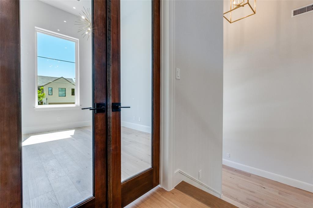 NORTH DAVILLA DRIVE ESTATES - Residential