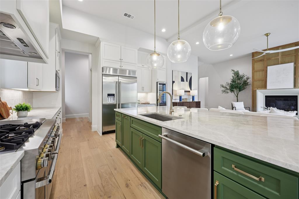 NORTH DAVILLA DRIVE ESTATES - Residential