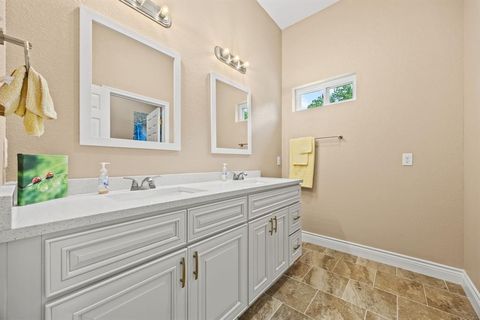 Tiny photo for 5230 Esquire Estates Road, Mabank, TX 75156 (MLS # 21000324)