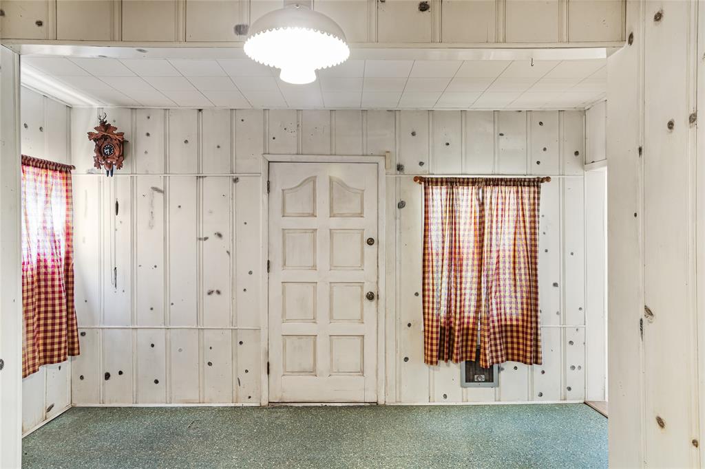 3312 Vine Lane