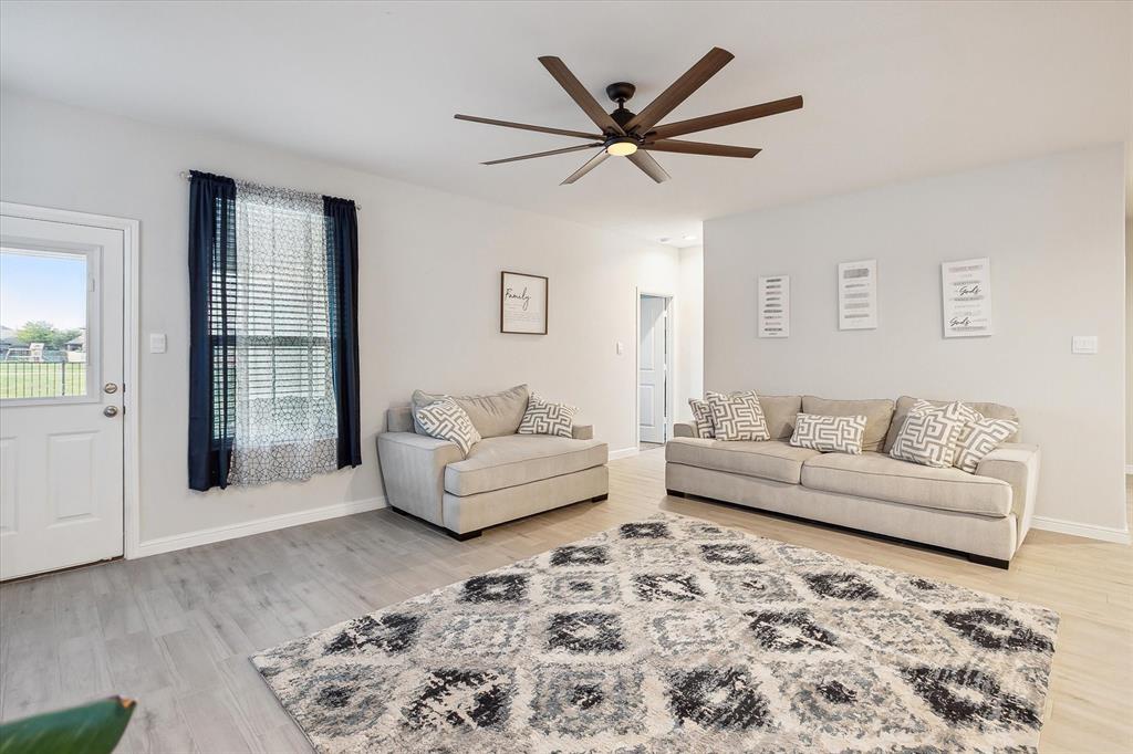 SUMMER CREEK RANCH - Residential