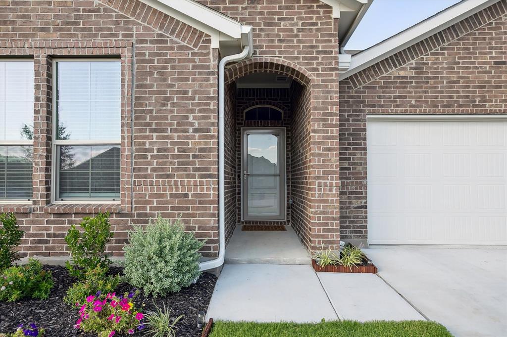 SUMMER CREEK RANCH - Residential