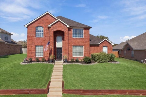 Photo of 204 Newport Drive, Van Alstyne, TX 75495 (MLS # 21408901)