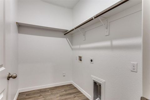 Tiny photo for 6712 Farsight Drive, Fort Worth, TX 76179 (MLS # 21099087)