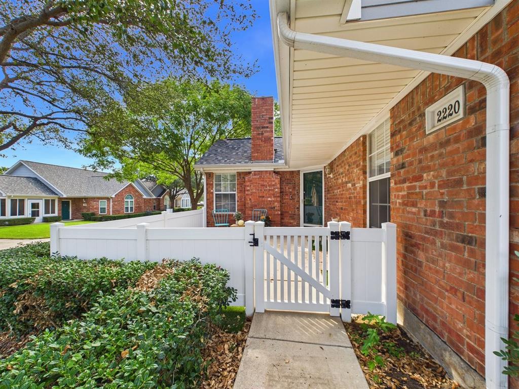 2220 Countryside Drive