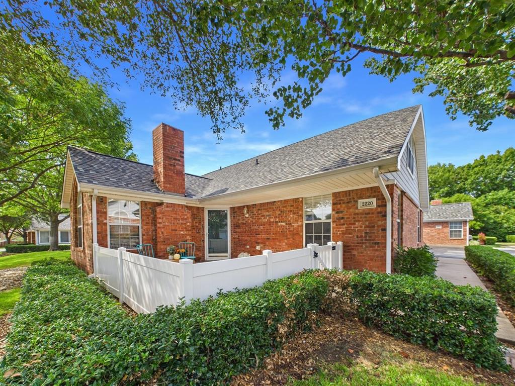 2220 Countryside Drive
