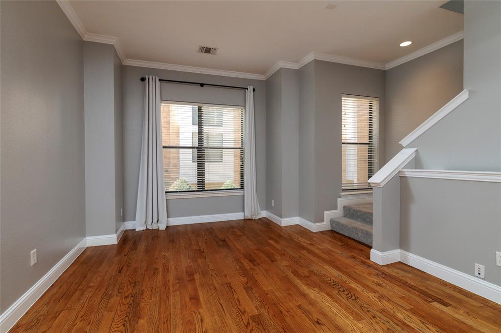 724 Skyline Bluff Court