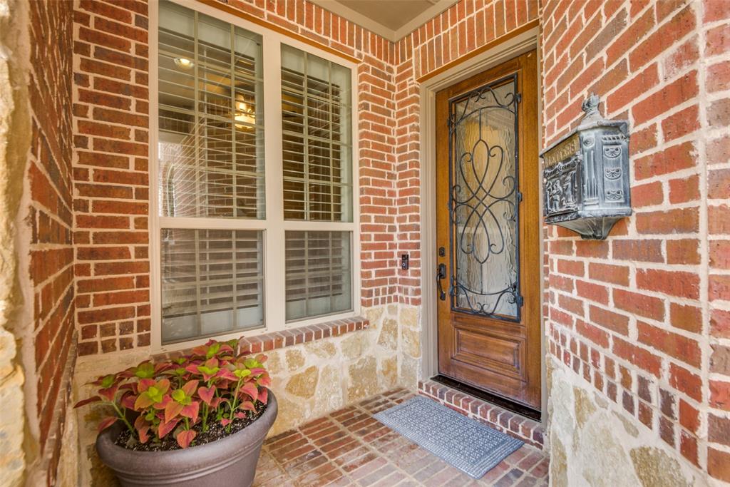 950 The Lakes Boulevard