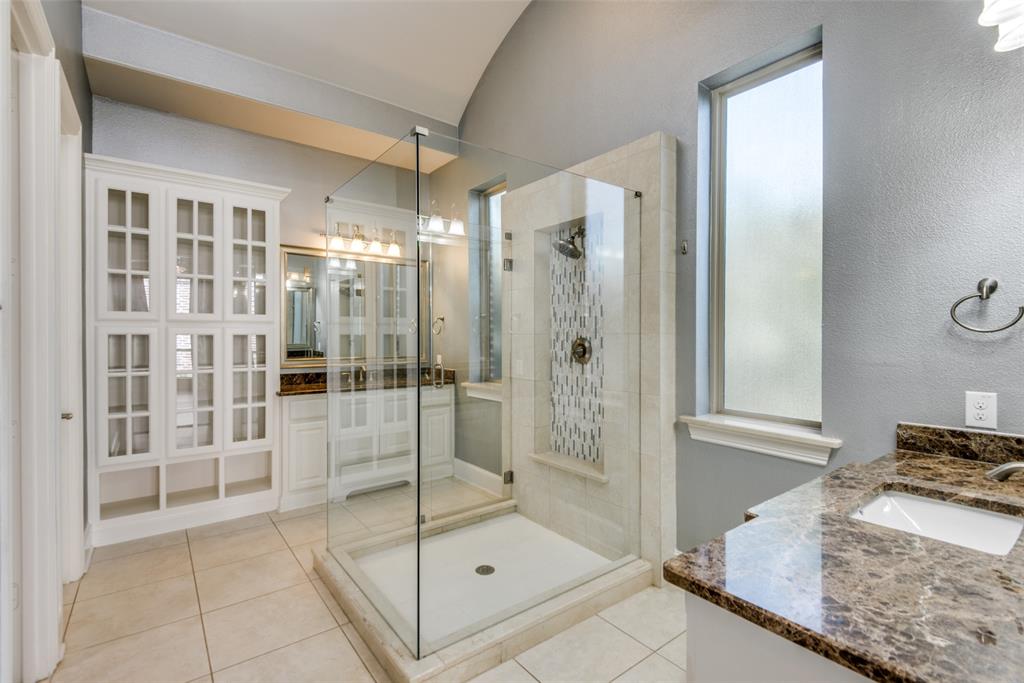 Castle Hills Golf Course - Residential