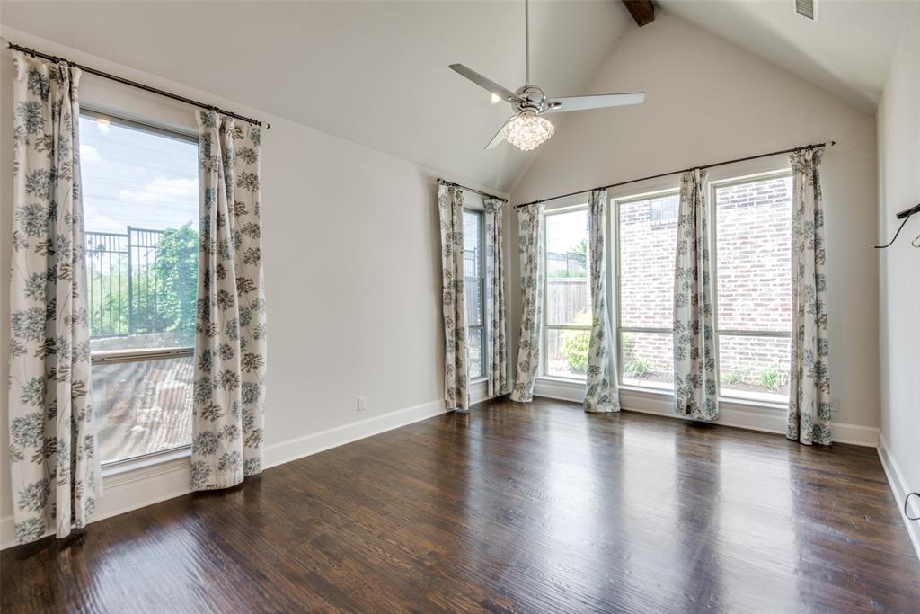 Castle Hills Golf Course - Residential