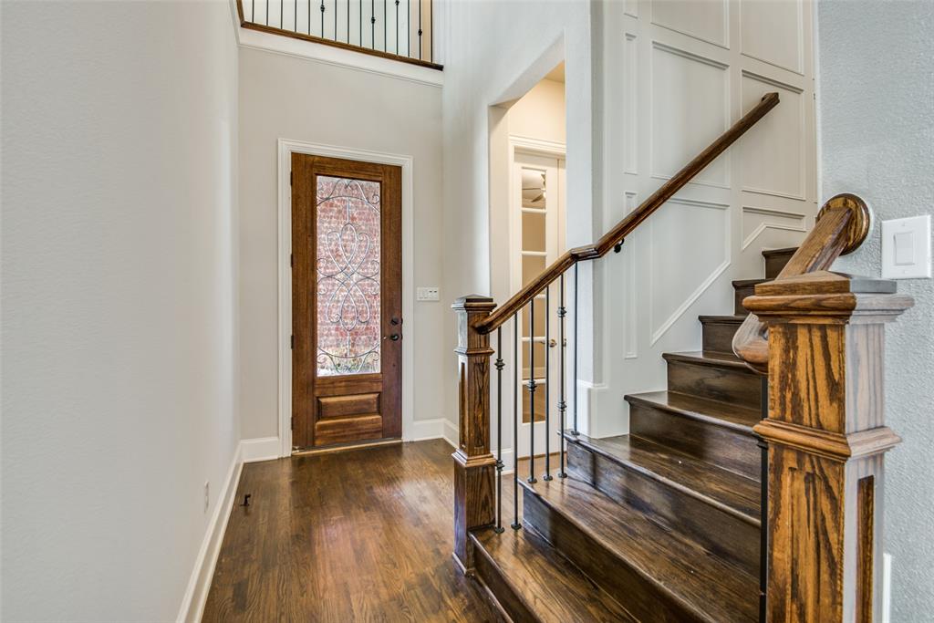 950 The Lakes Boulevard