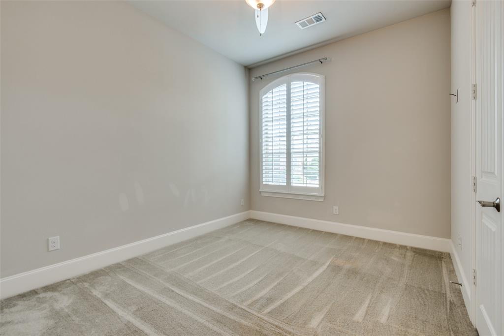 950 The Lakes Boulevard