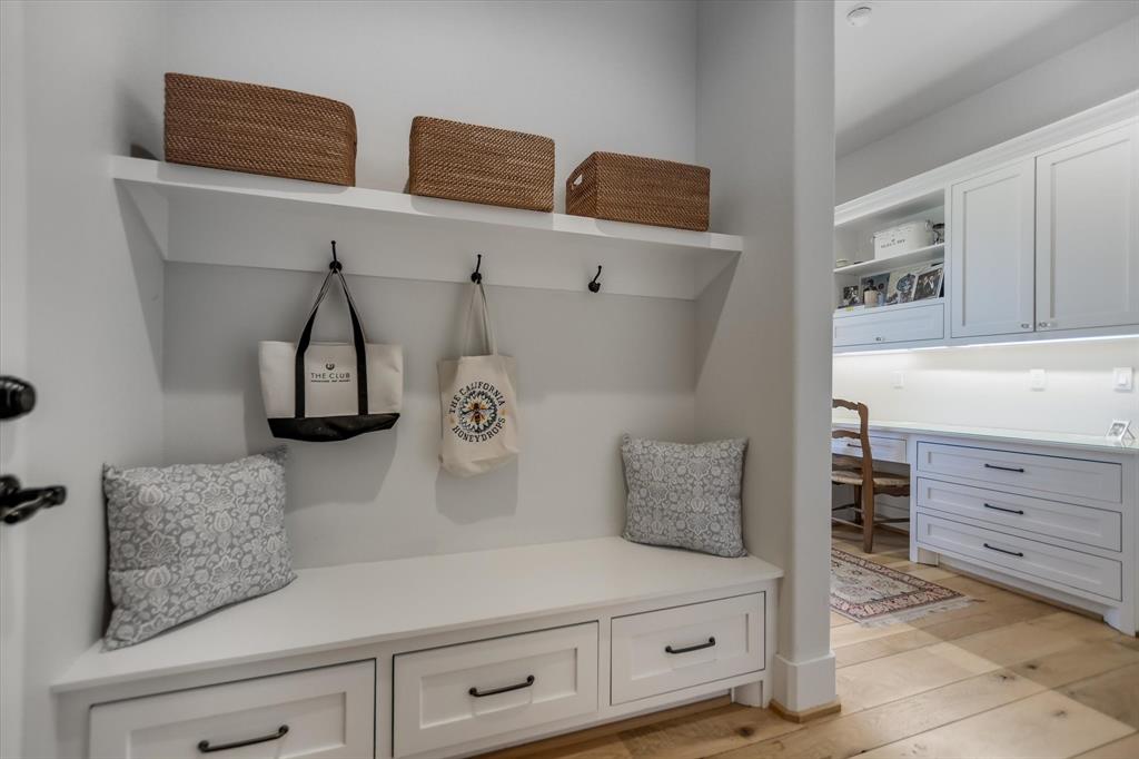 Horseshoe Bay West - Residential