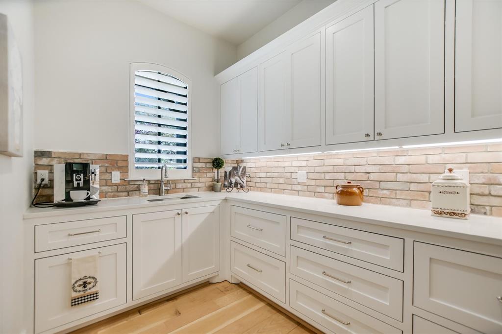 Horseshoe Bay West - Residential