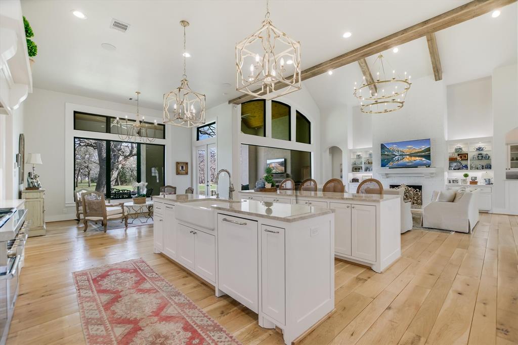 Horseshoe Bay West - Residential