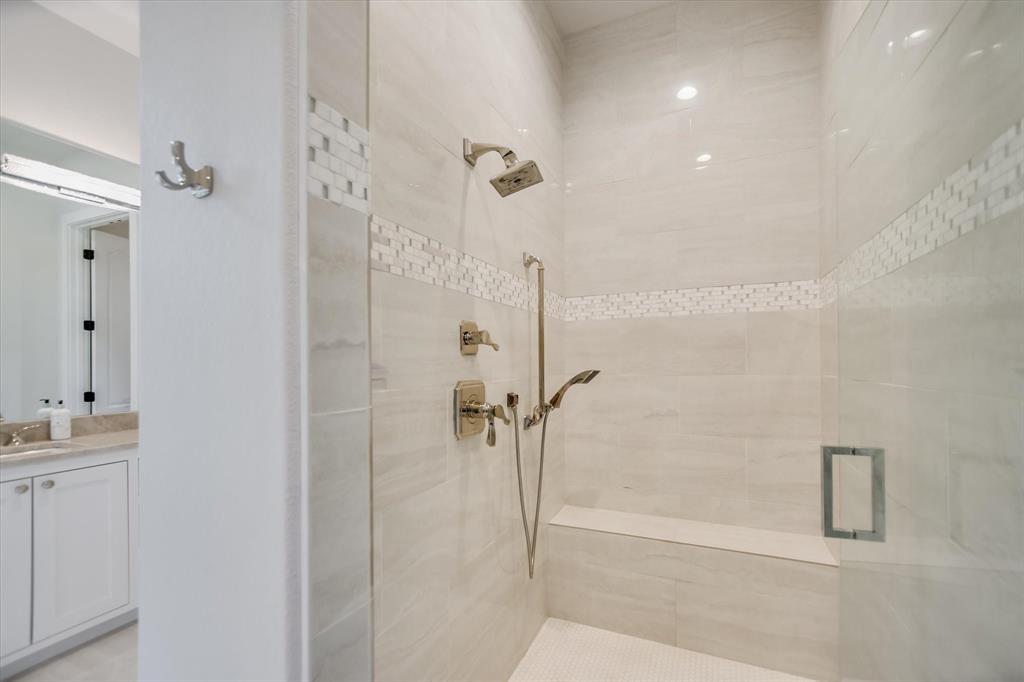 Horseshoe Bay West - Residential