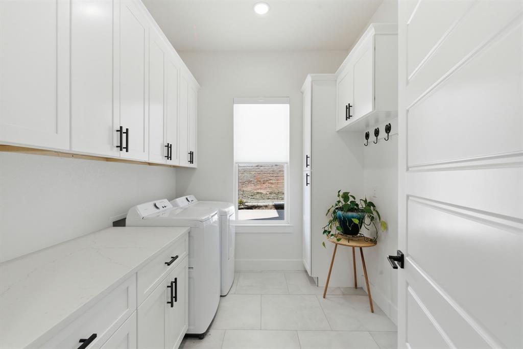 THE RANCHES AT VALLEY VI - Residential