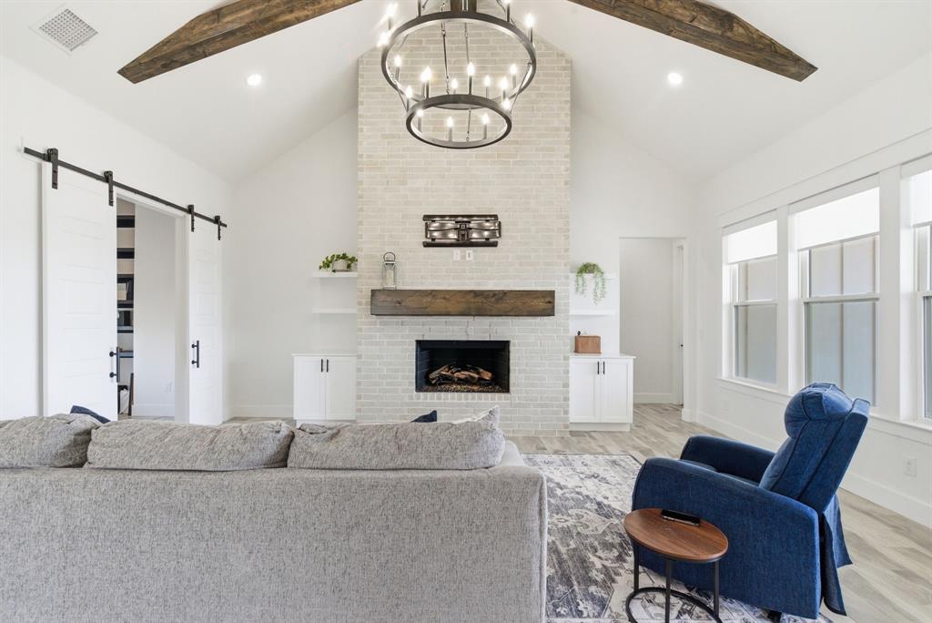 THE RANCHES AT VALLEY VI - Residential