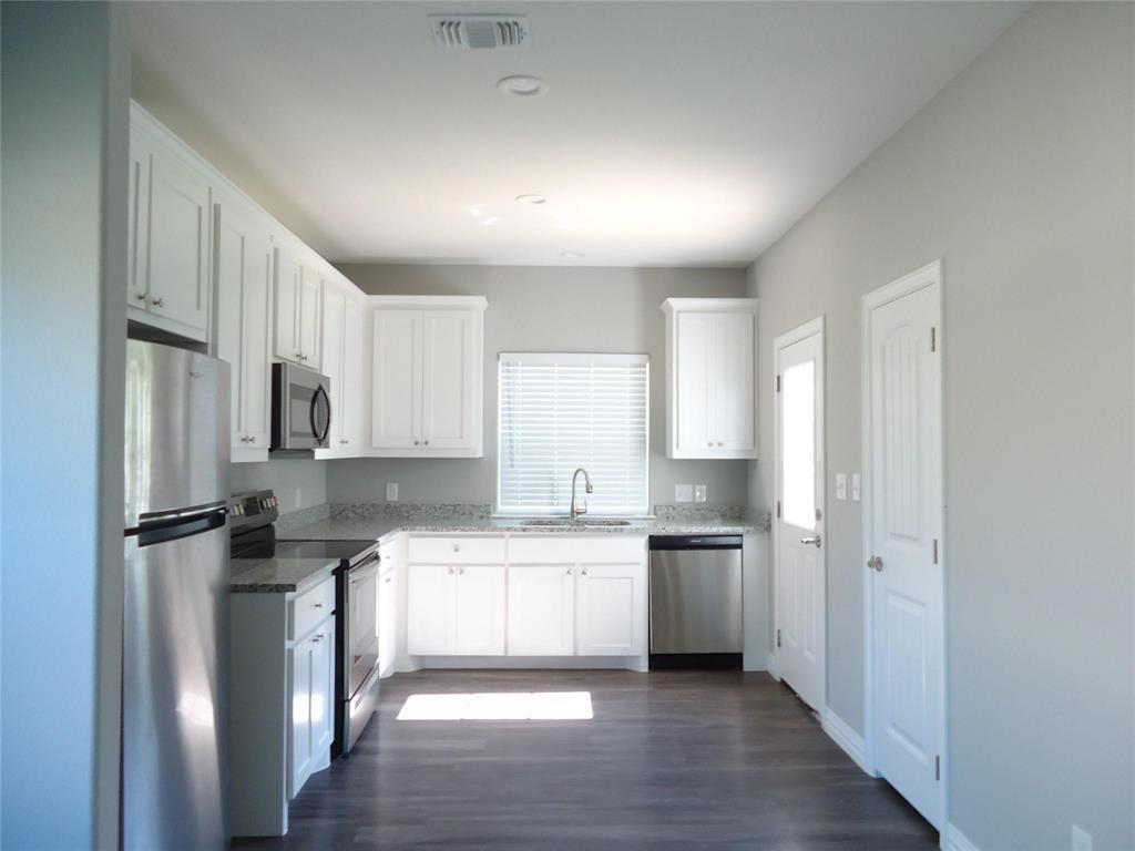 Dumas J P Add - Residential Lease