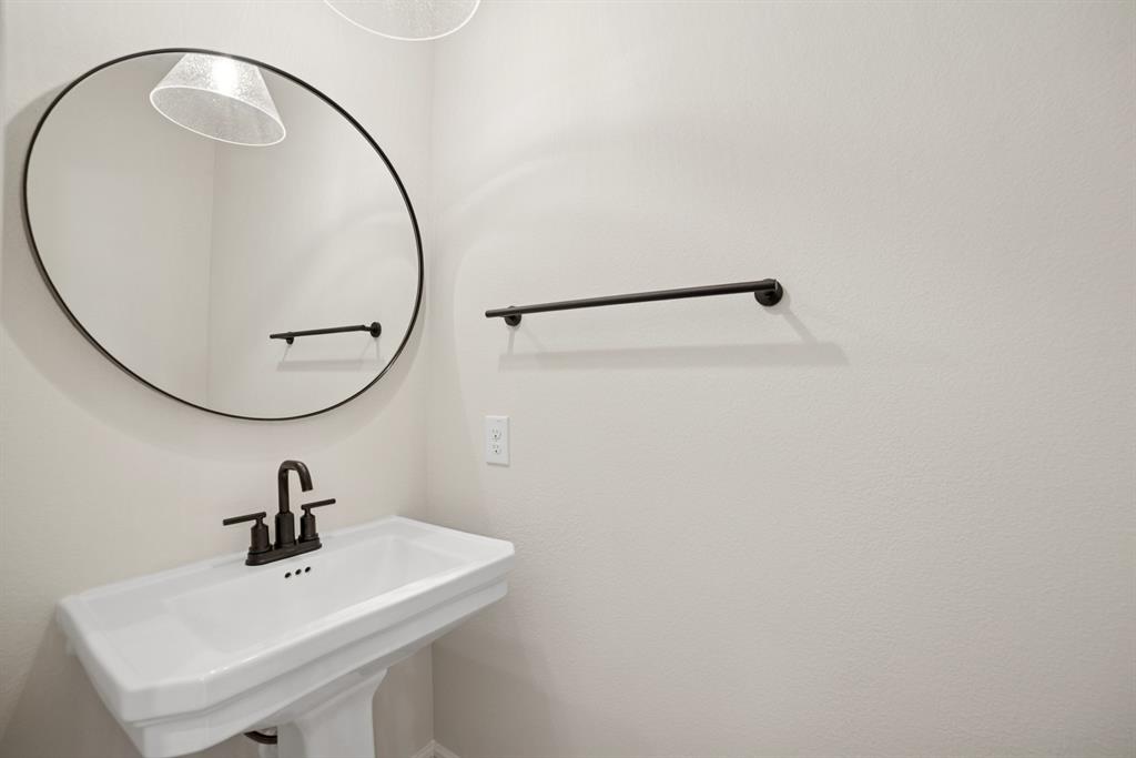 Elevon - Residential