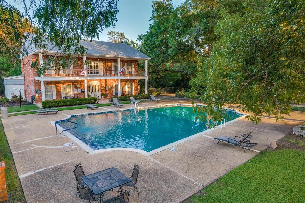 Indian Crk #1 Condo - Residential