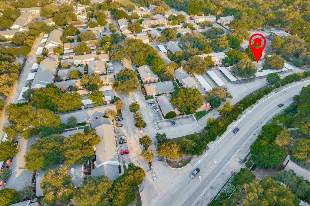 Indian Crk #1 Condo - Residential