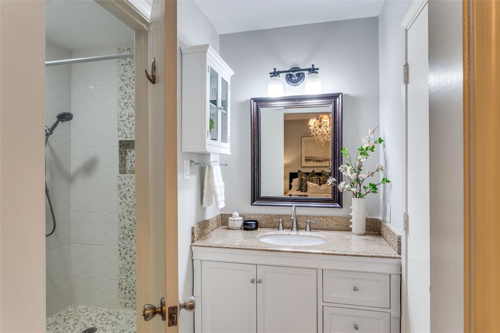 Indian Crk #1 Condo - Residential