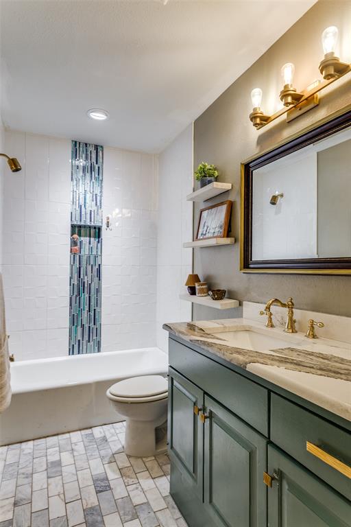 Indian Crk #1 Condo - Residential