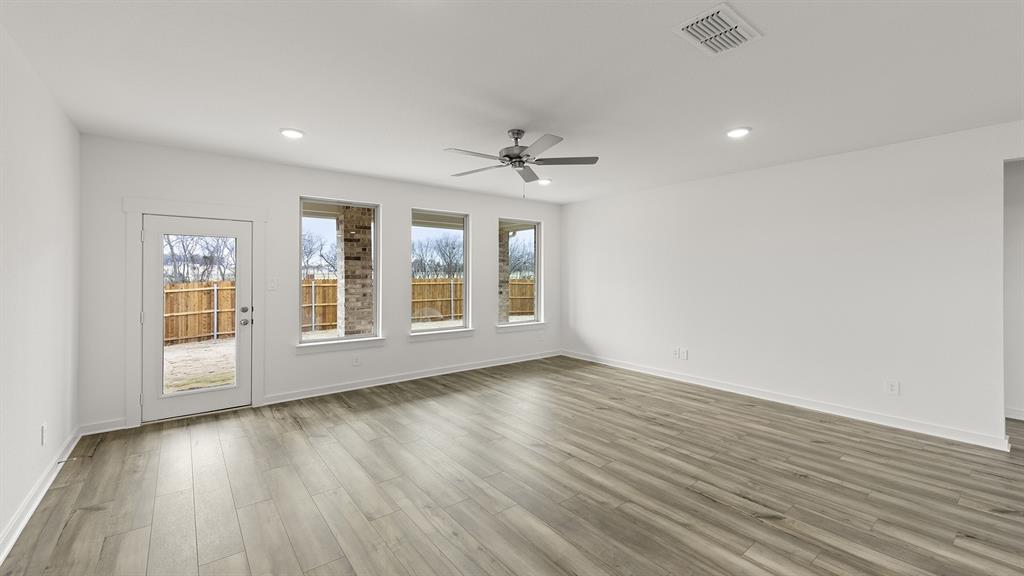 Sheppard's Place - Residential